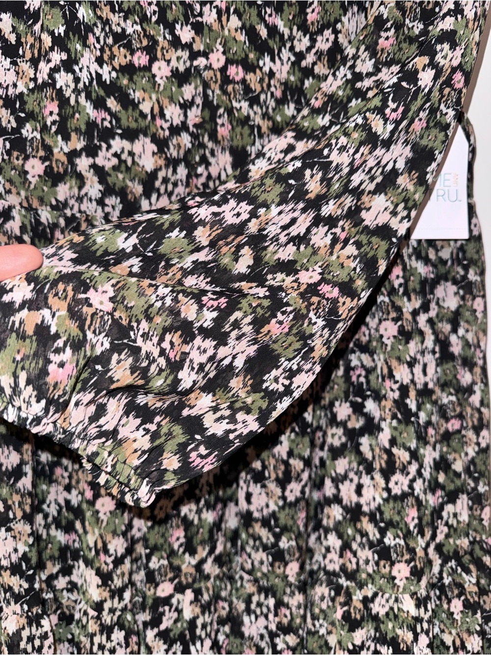Time and Tru Black Floral Long-Sleeve Mini Dress - Picture 6 of 6